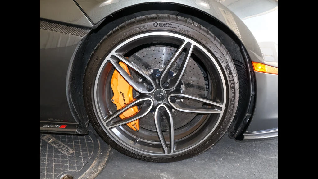 2016 McLaren 570S - Image 29 of 31