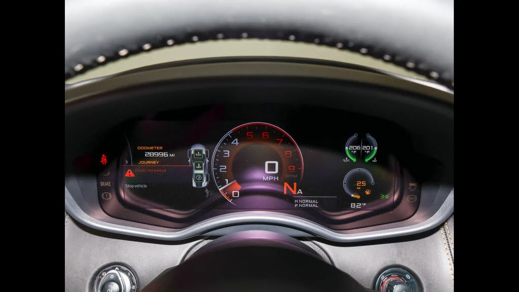 2016 McLaren 570S - Image 22 of 31