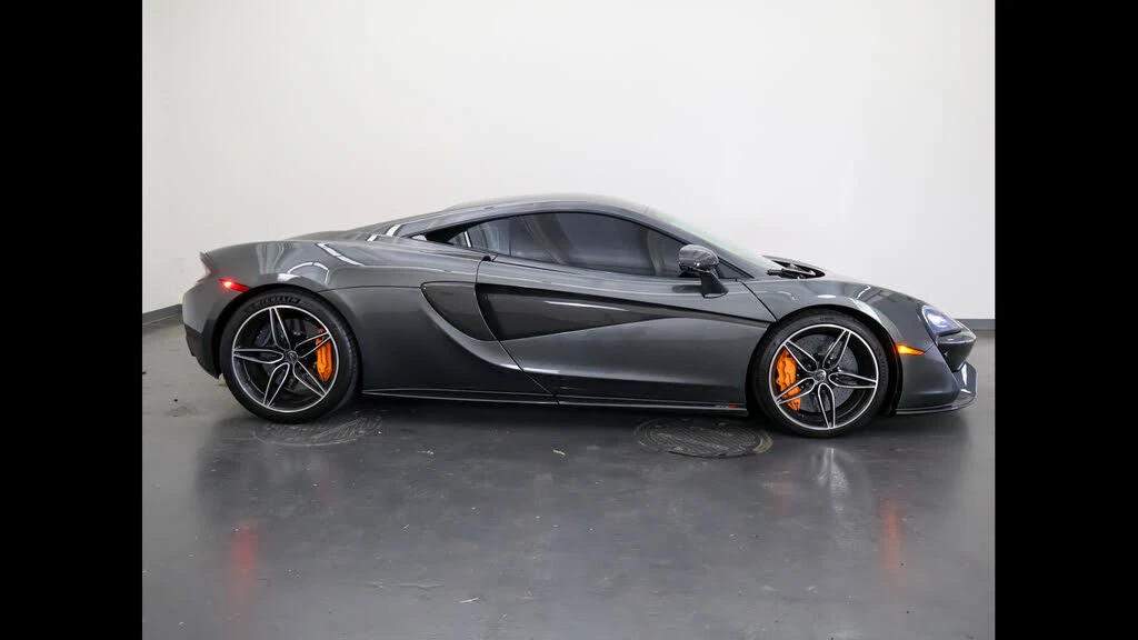2016 McLaren 570S - Image 2 of 31