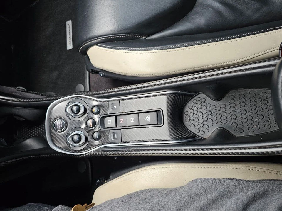 2016 McLaren 570S - Image 17 of 26
