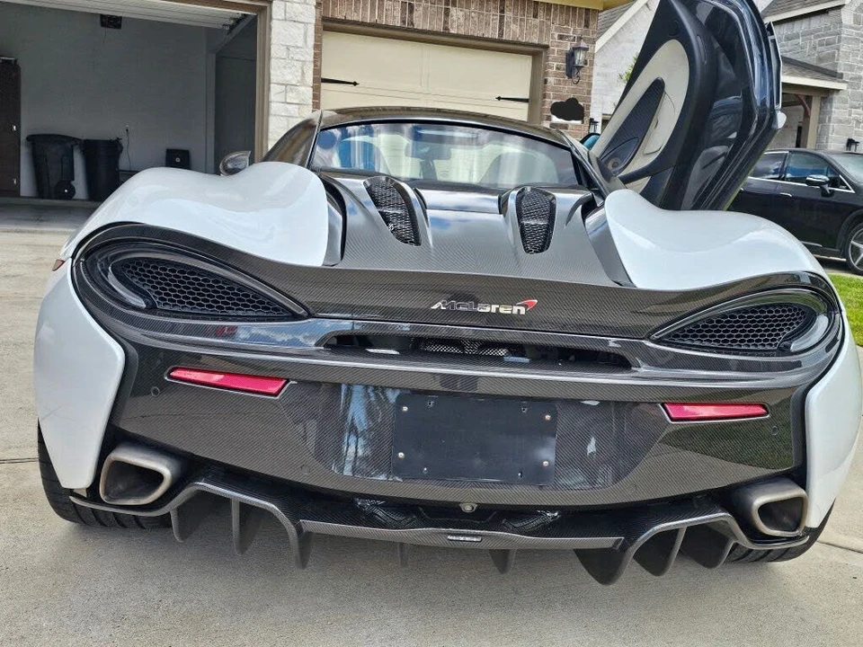 2016 McLaren 570S - Image 9 of 26