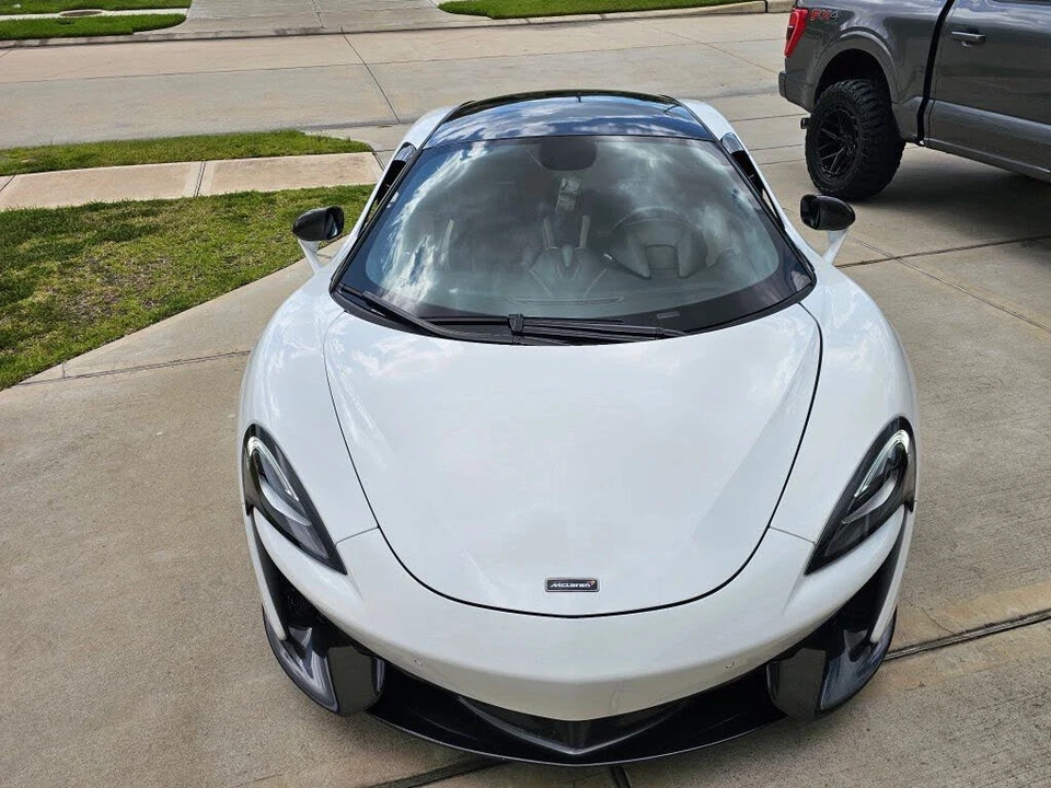 2016 McLaren 570S - Image 7 of 26