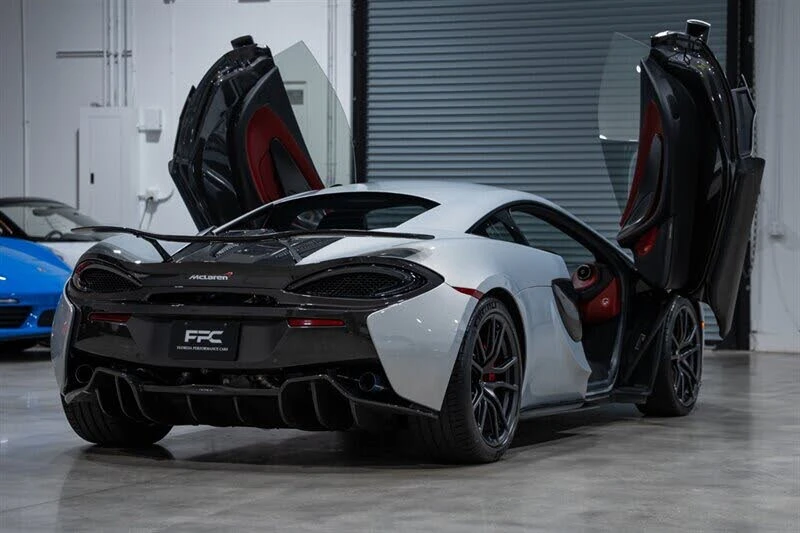 2016 McLaren 570S - Image 15 of 31