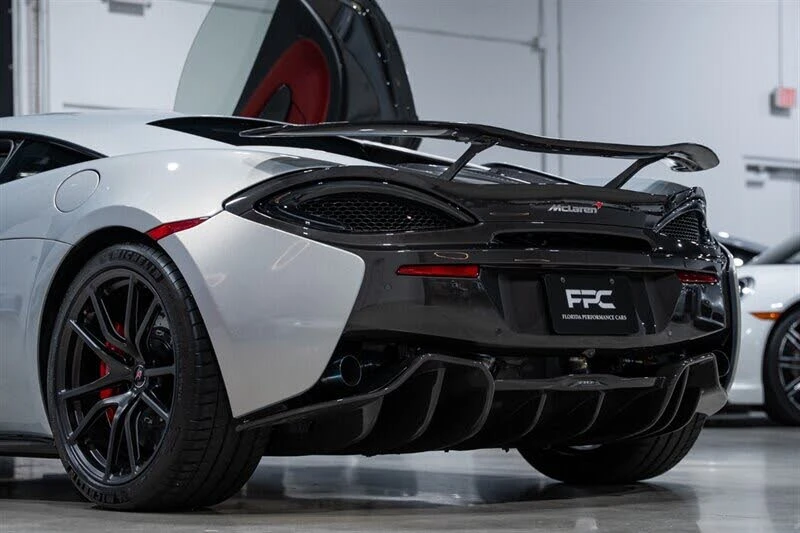 2016 McLaren 570S - Image 14 of 31