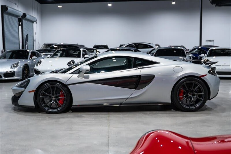 2016 McLaren 570S - Image 3 of 31