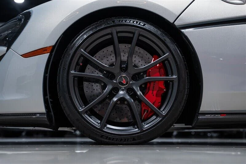 2016 McLaren 570S - Image 12 of 31