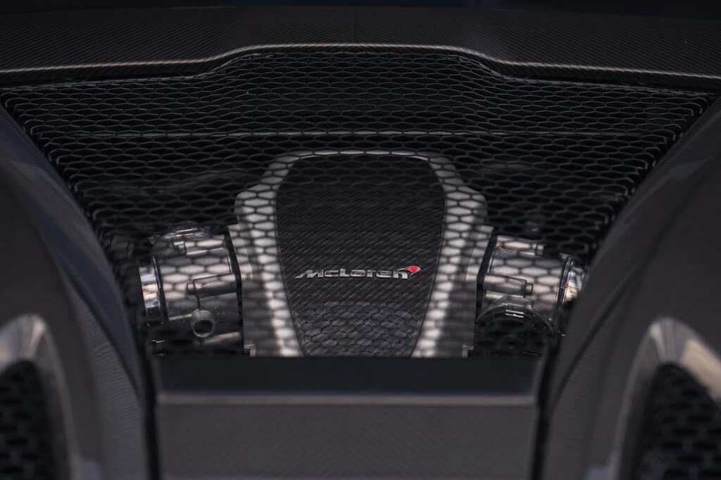 2016 McLaren 570S - Image 24 of 31