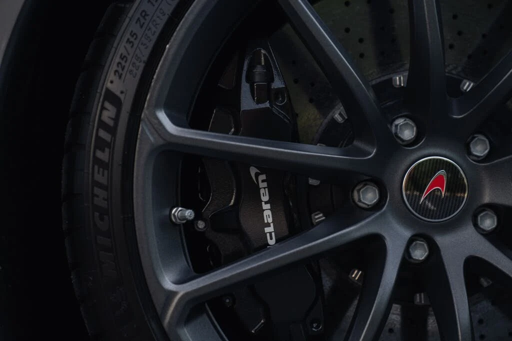 2016 McLaren 570S - Image 12 of 31