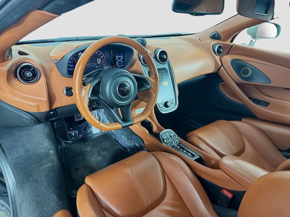 2016 McLaren 570S - Image 17 of 31