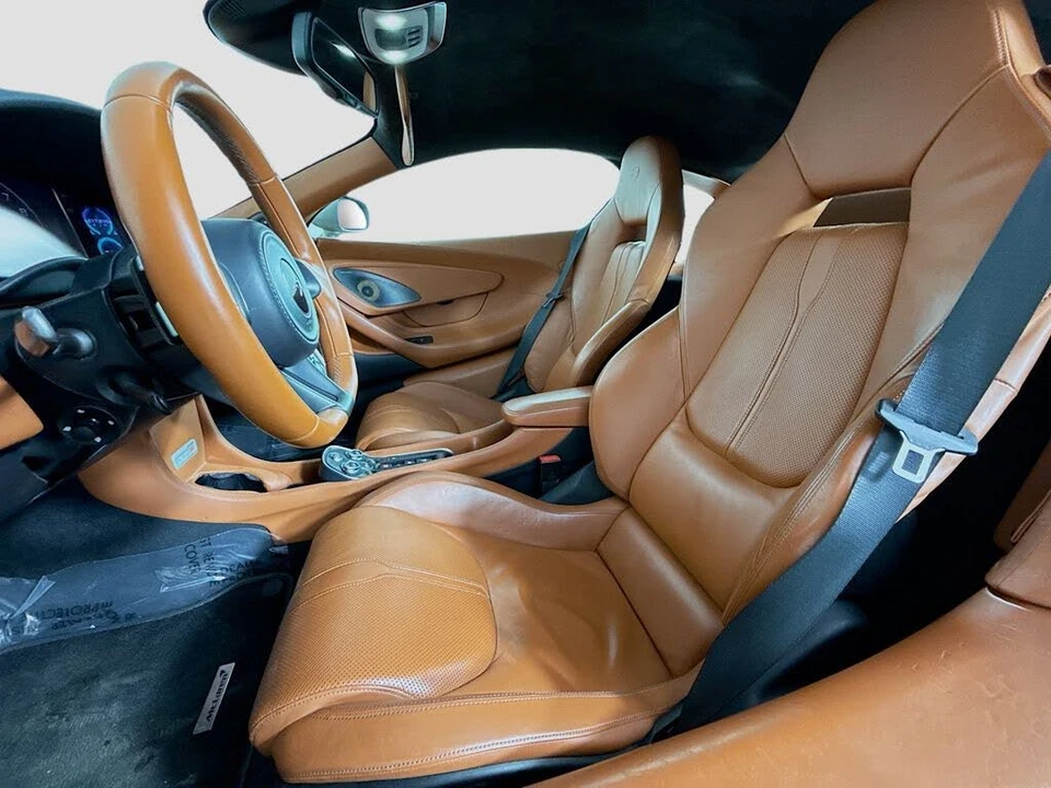 2016 McLaren 570S - Image 10 of 31
