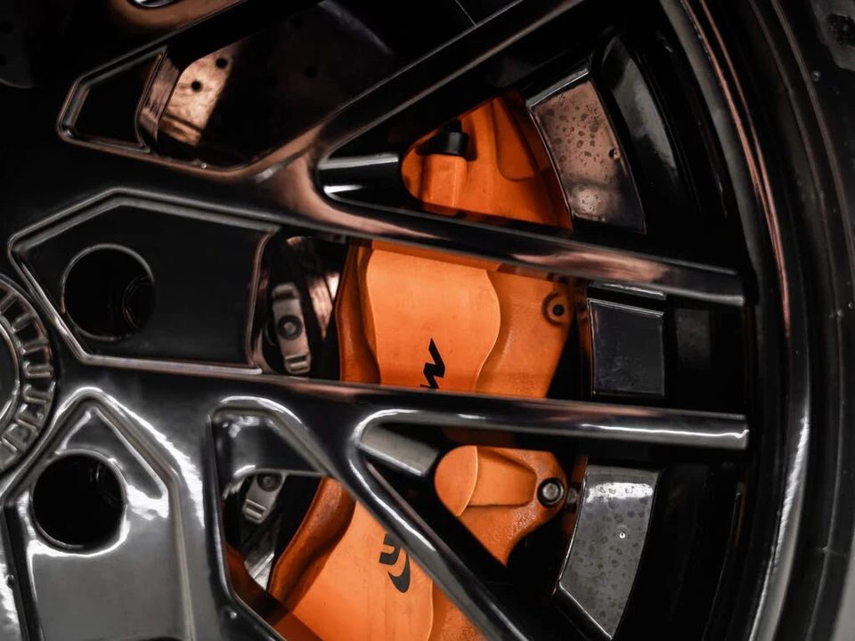 2016 McLaren 570S - Image 26 of 31