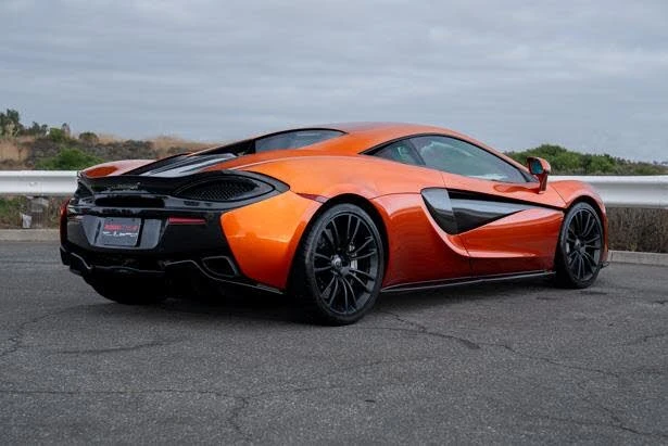 2016 McLaren 570S - Image 15 of 24