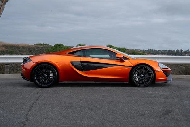 2016 McLaren 570S - Image 17 of 24