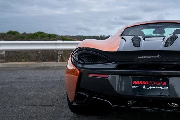 2016 McLaren 570S - Image 13 of 24