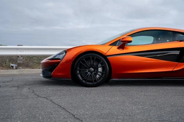 2016 McLaren 570S - Image 7 of 24