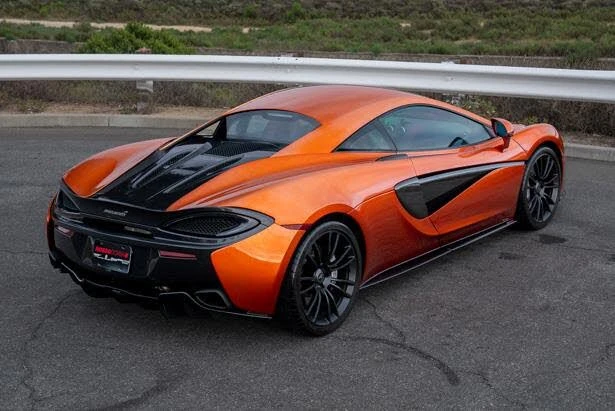 2016 McLaren 570S - Image 16 of 24