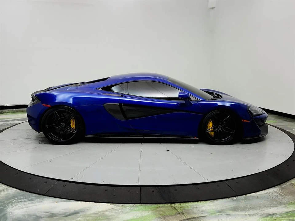 2016 McLaren 570S - Image 4 of 12