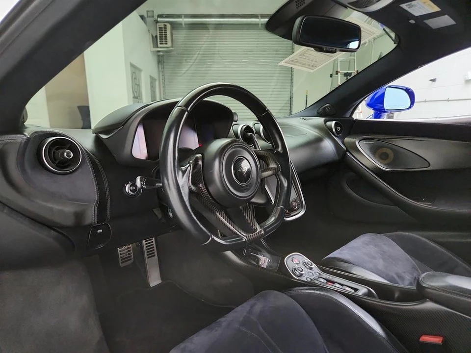 2016 McLaren 570S - Image 13 of 21