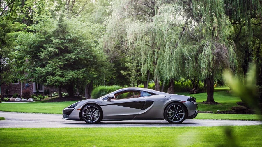 2016 McLaren 570S - Image 2 of 12