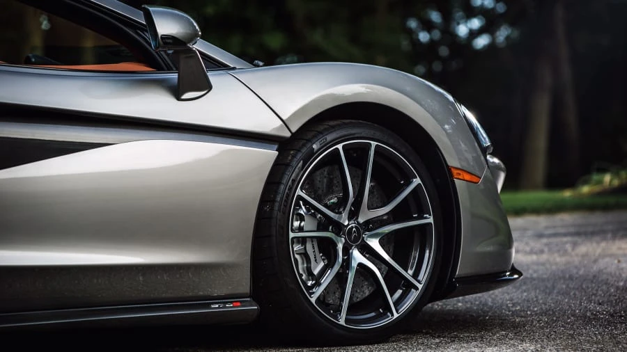 2016 McLaren 570S - Image 11 of 12