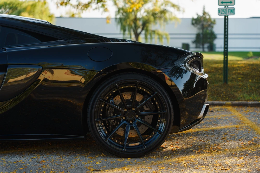 2016 McLaren 570S - Image 5 of 12