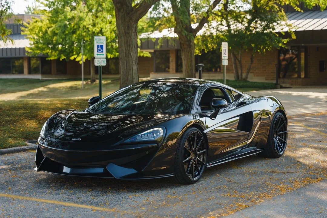 2016 McLaren 570S - Image 6 of 12