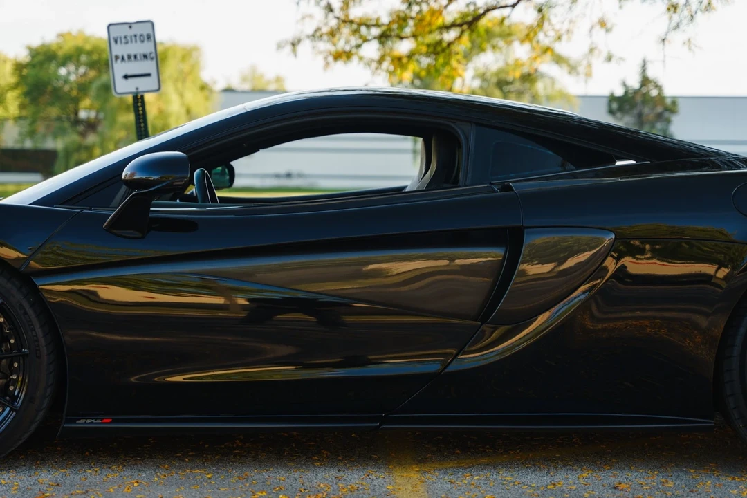 2016 McLaren 570S - Image 4 of 12