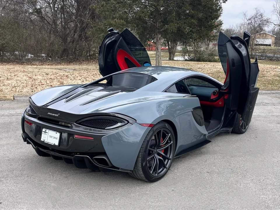 2016 McLaren 570S - Image 3 of 21