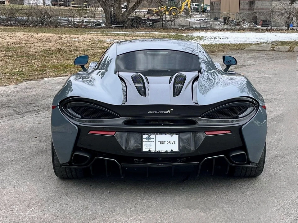 2016 McLaren 570S - Image 14 of 21