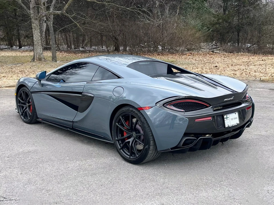 2016 McLaren 570S - Image 16 of 21