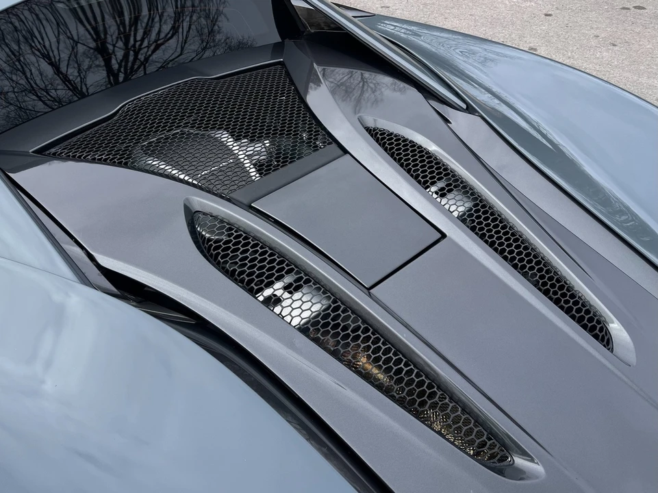 2016 McLaren 570S - Image 30 of 31