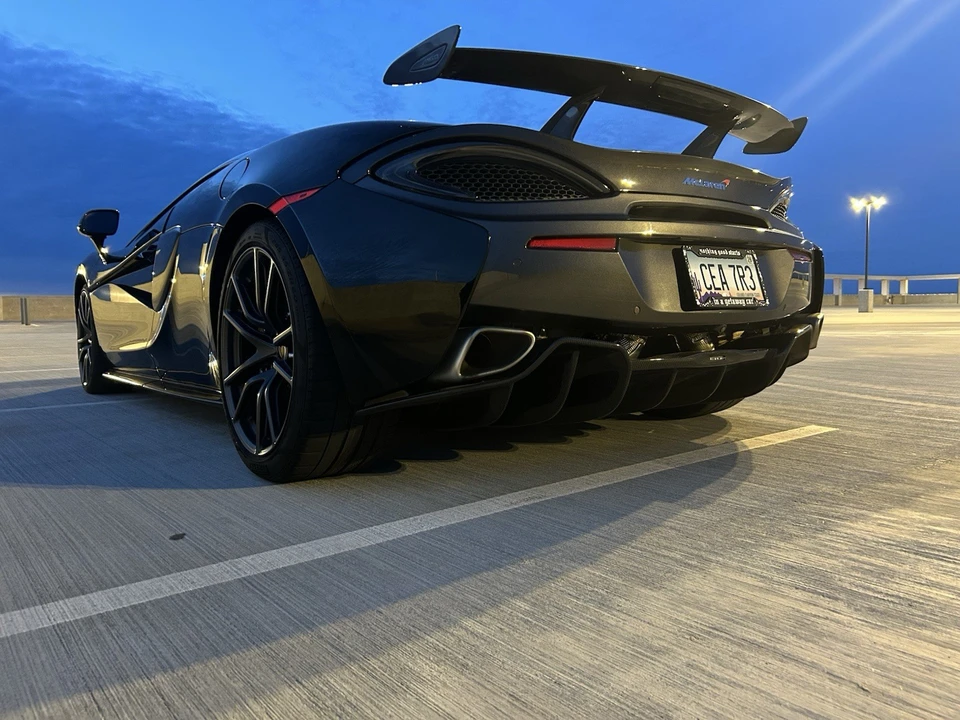 2016 McLaren 570S - Image 17 of 24