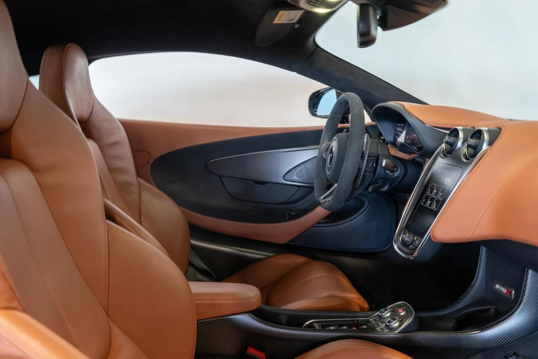 2016 McLaren 570S - Image 12 of 21