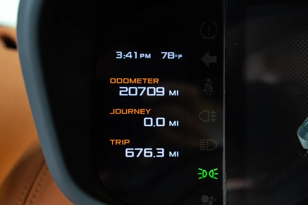 2016 McLaren 570S - Image 15 of 21