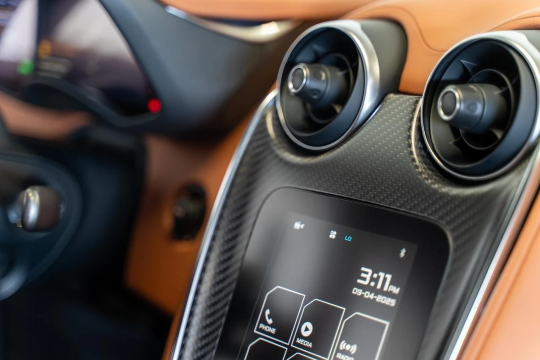 2016 McLaren 570S - Image 14 of 21