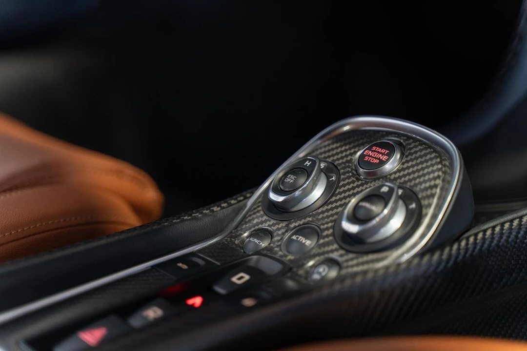 2016 McLaren 570S - Image 13 of 21