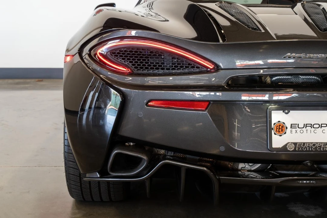 2016 McLaren 570S - Image 16 of 21