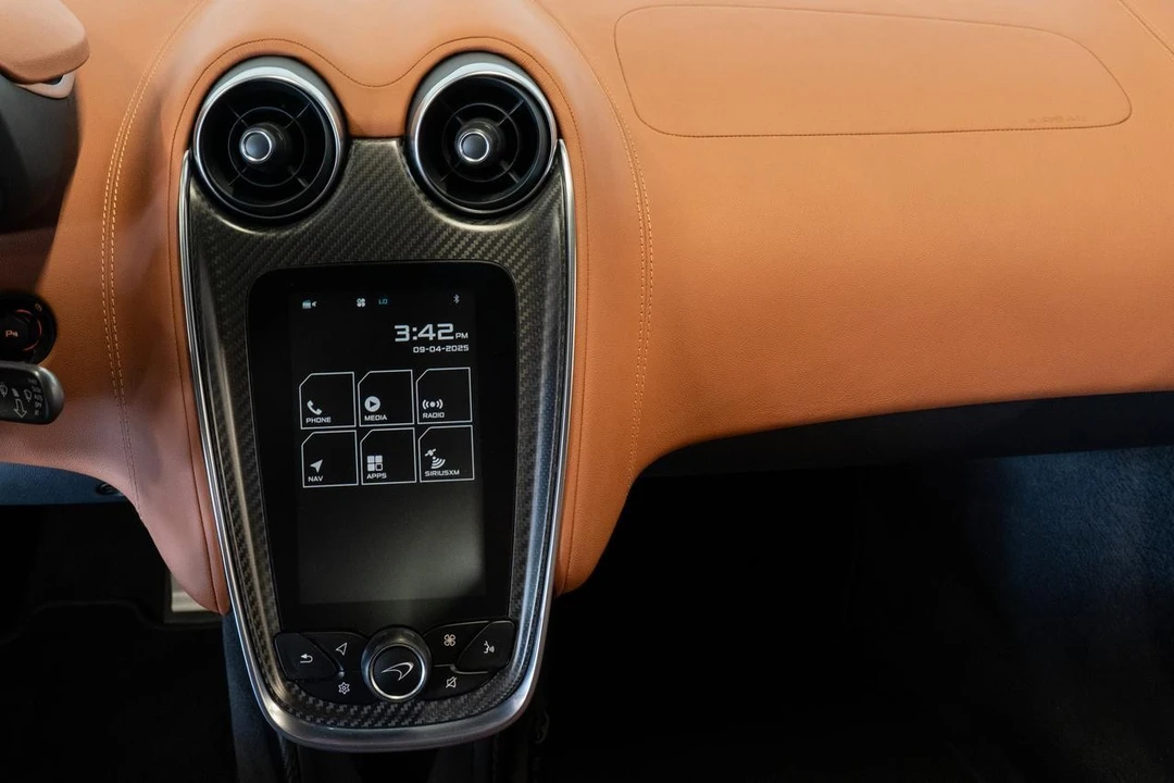 2016 McLaren 570S - Image 7 of 21