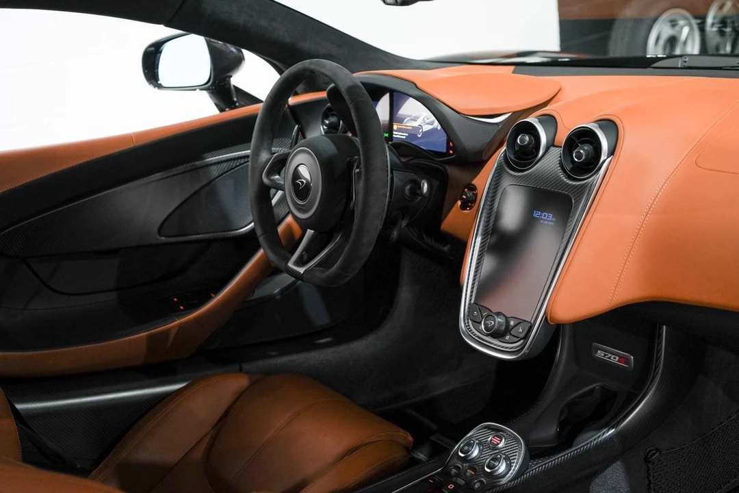 2016 McLaren 570S - Image 18 of 21