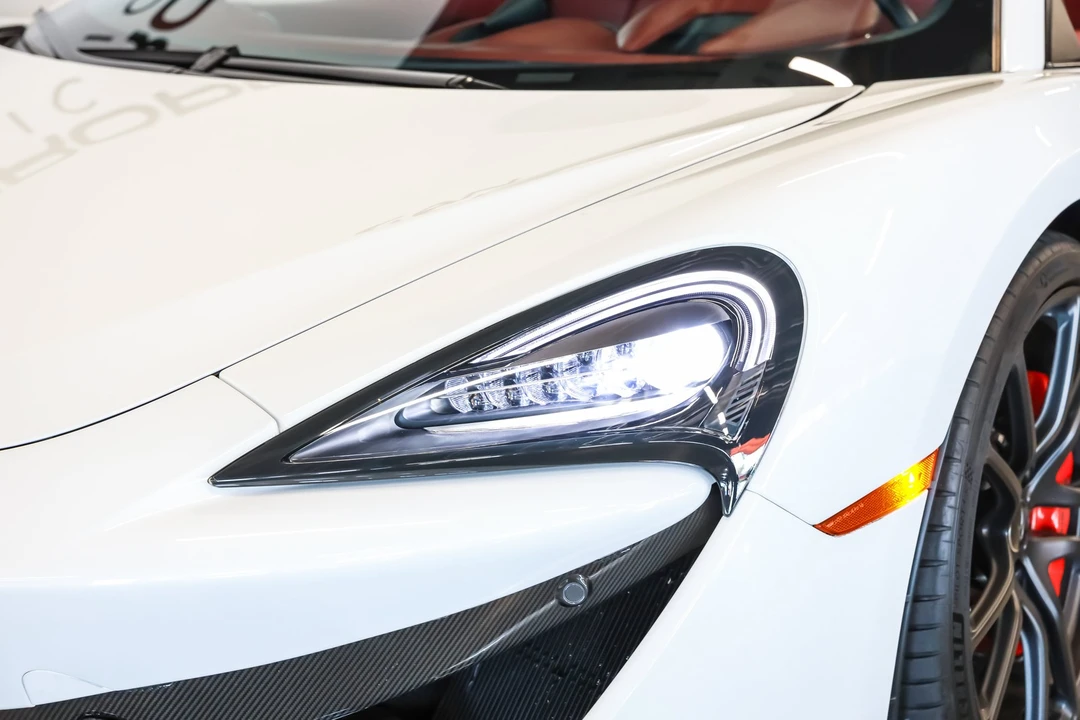 2016 McLaren 570S - Image 25 of 31