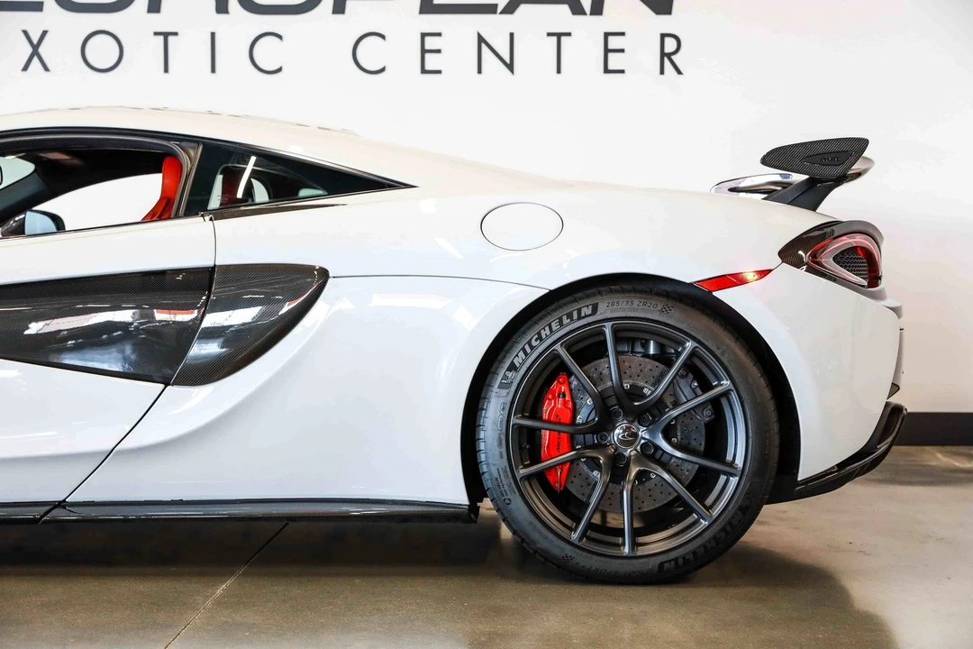 2016 McLaren 570S - Image 23 of 31