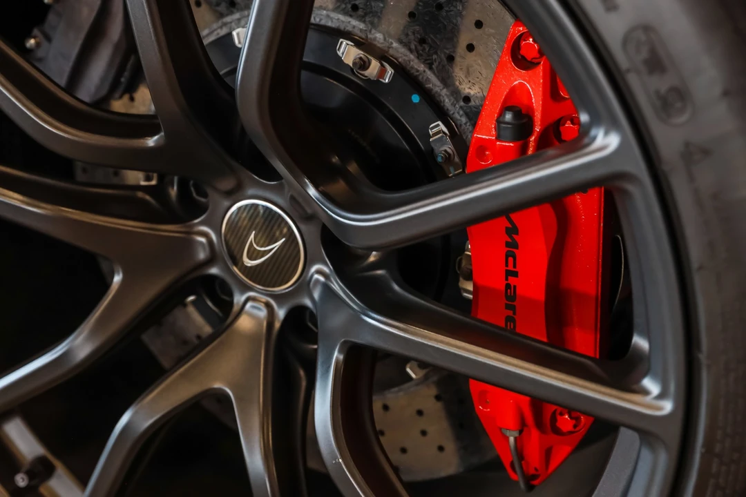 2016 McLaren 570S - Image 22 of 31