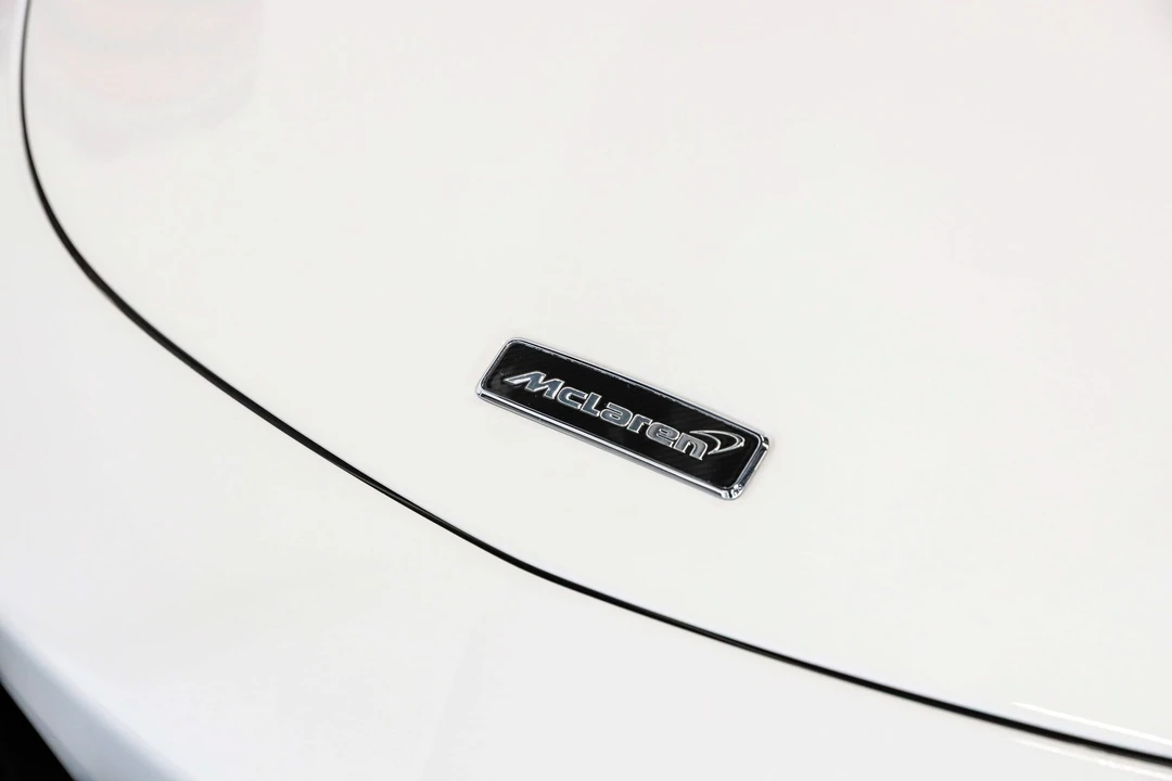 2016 McLaren 570S - Image 27 of 31