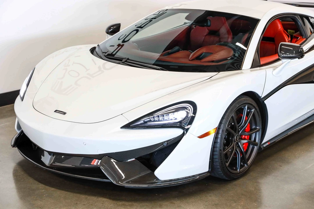2016 McLaren 570S - Image 25 of 31