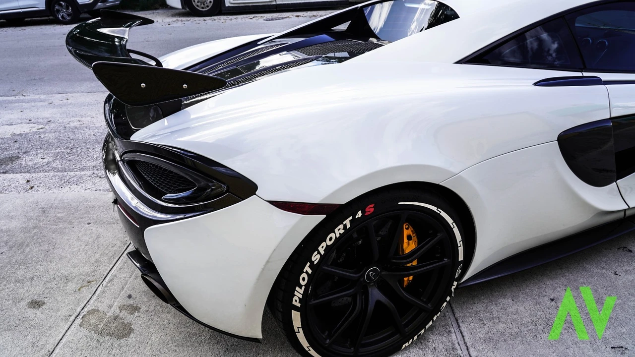 2016 McLaren 570S - Image 19 of 21