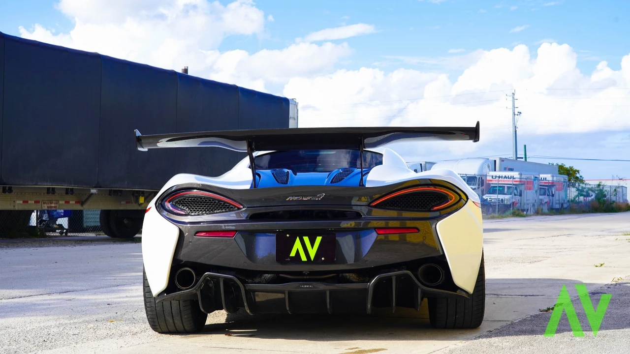 2016 McLaren 570S - Image 8 of 21