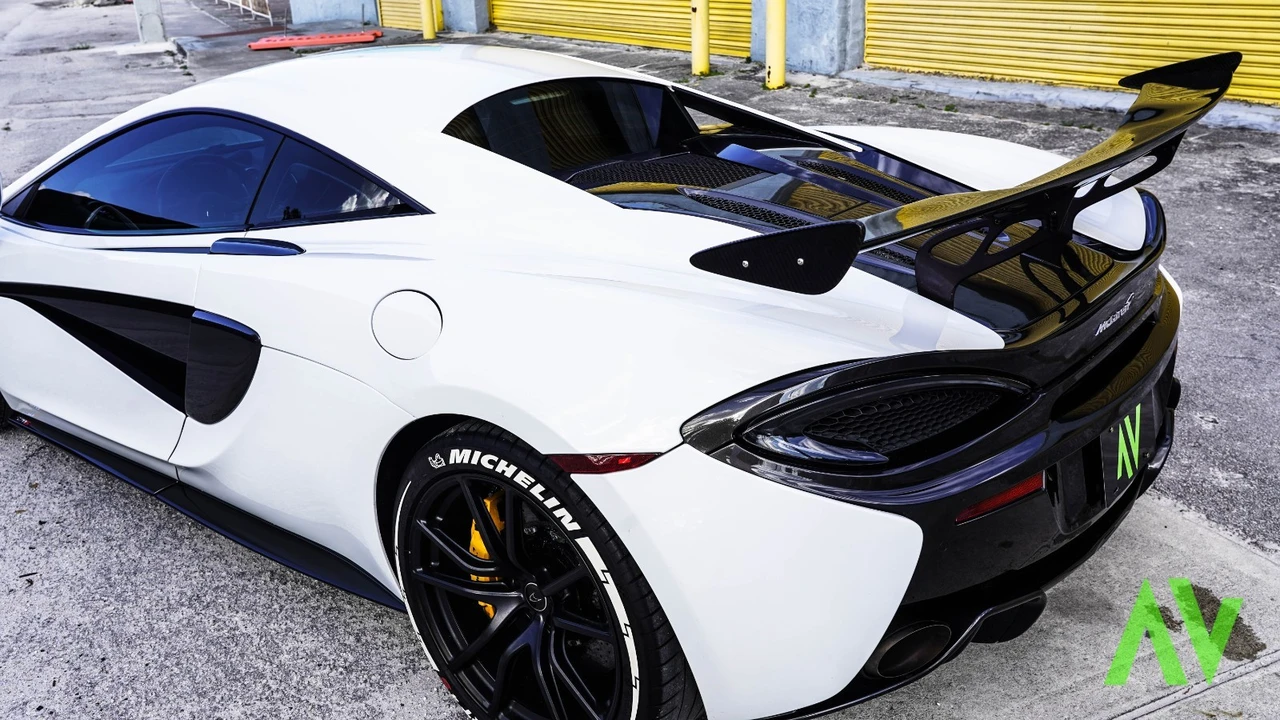 2016 McLaren 570S - Image 15 of 21