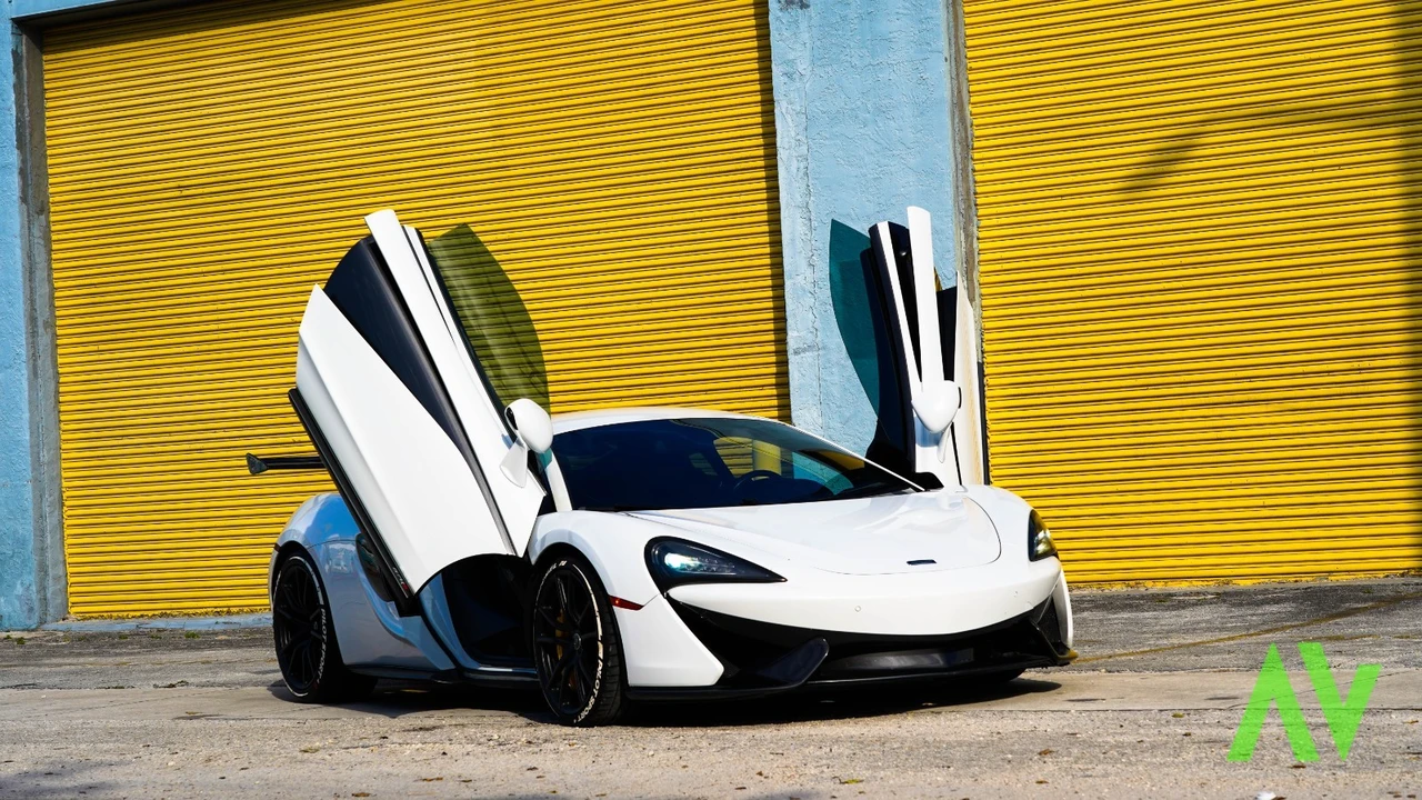 2016 McLaren 570S - Image 2 of 21