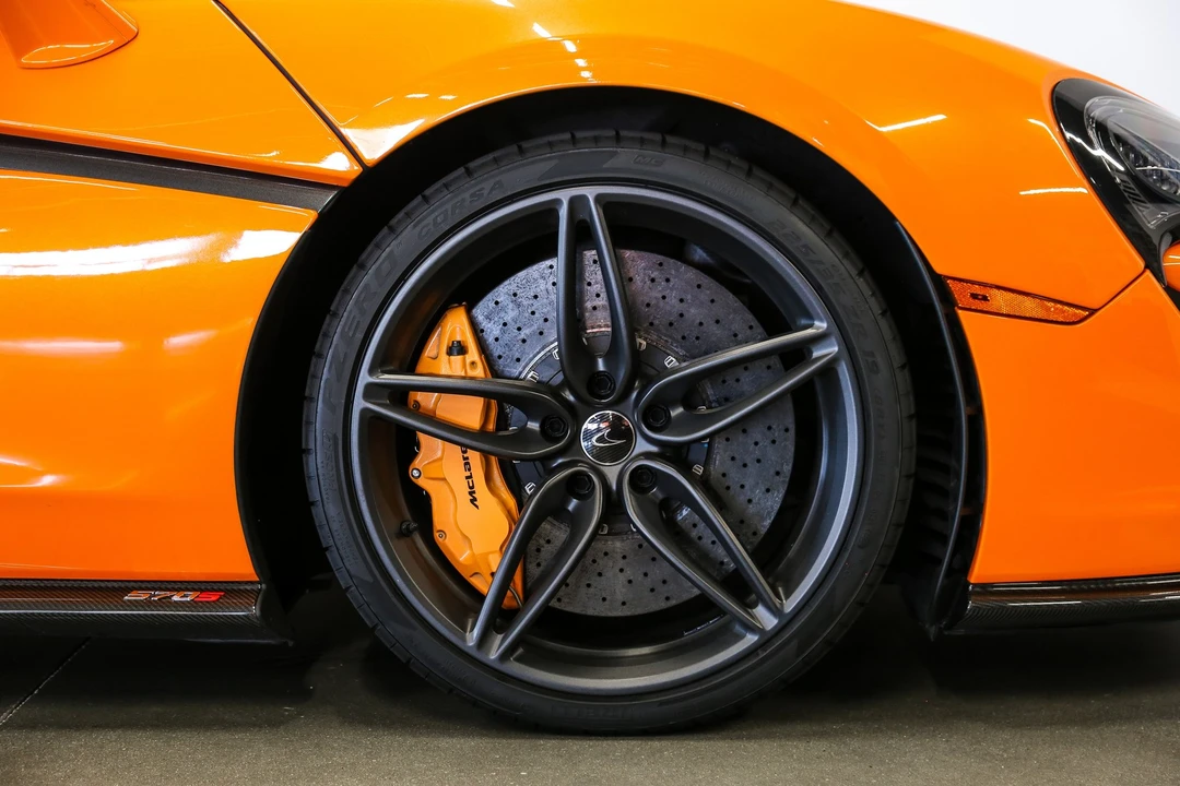 2016 McLaren 570S - Image 17 of 31