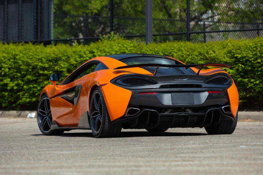 2016 McLaren 570S - Image 3 of 31
